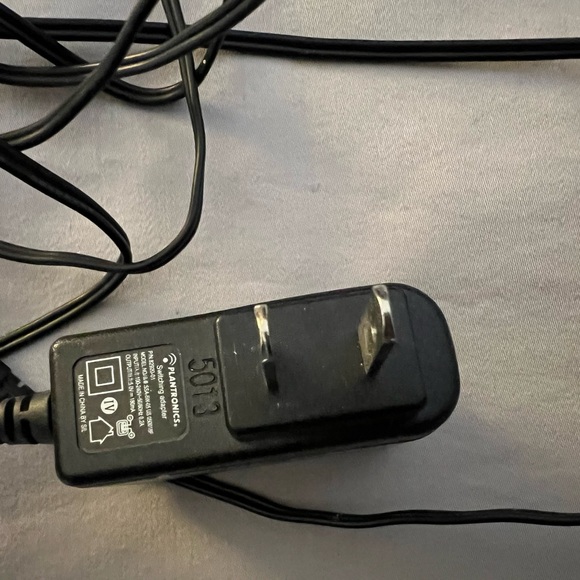 Plantronics Switching Adapter AC Power Supply, 82920-01, SSA-5W-05 US 050018F - Picture 2 of 4